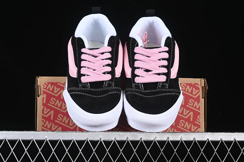 All categories Vans Vans series Vans Low Vans low-top Vans Knu Skool black and pink color comfortable and fashionable non-slip wear-resistant low-top casual sneakers VN0009QCB9P